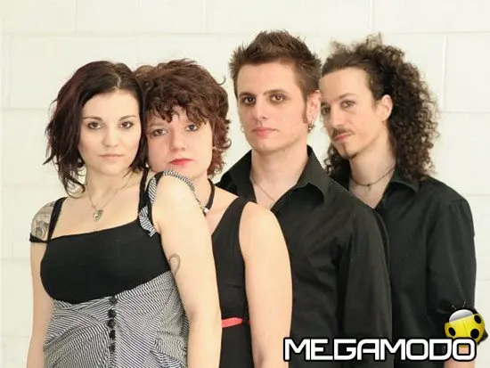 Night, primo singolo per i Love Frame