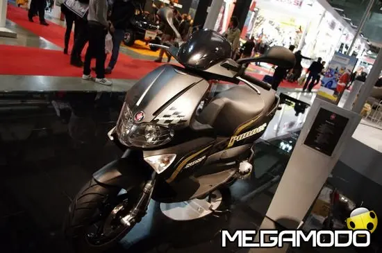 Nuovo Gilera Runner "Black Soul" 2011
