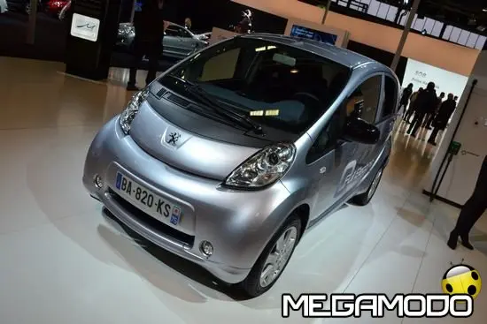 Peugeot iOn all'Electric City del Motor Show 2010