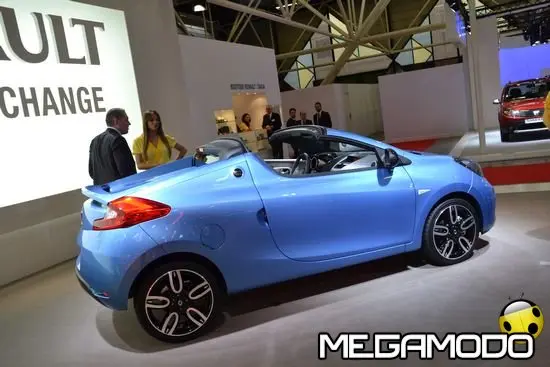 Renault Wind, una piccola decappottabile