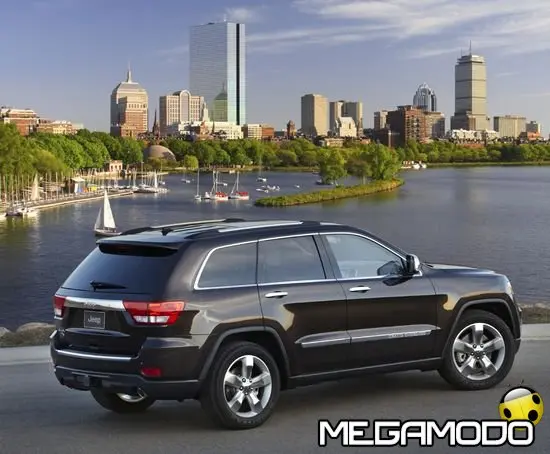 Nuovo Jeep Grand Cherokee versione top di gamma Overland