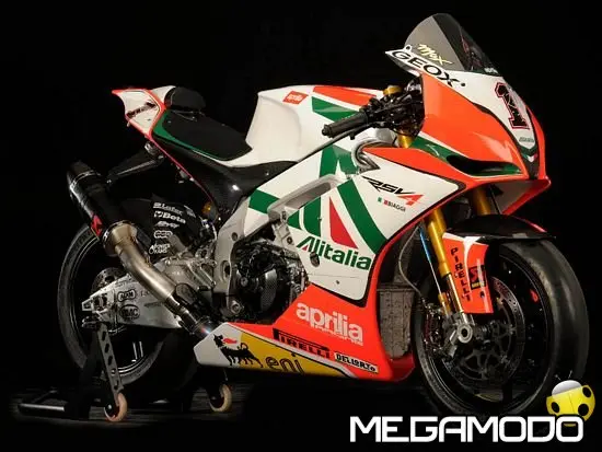 L'Aprilia Alitalia Racing Team affronta il mondiale Superbike 2011