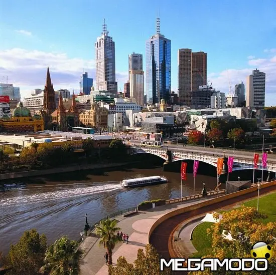 Melbourne seconda solo a Vancouver