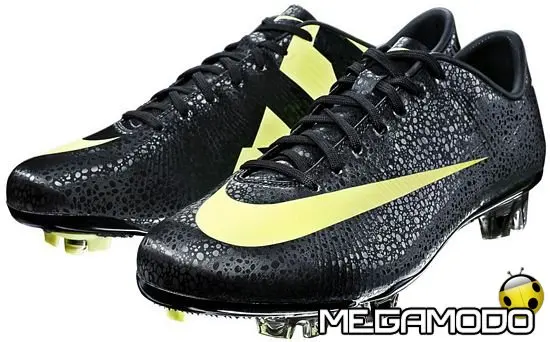 Nike CR Mercurial Vapor SuperFly III, nuova scarpa da calcio