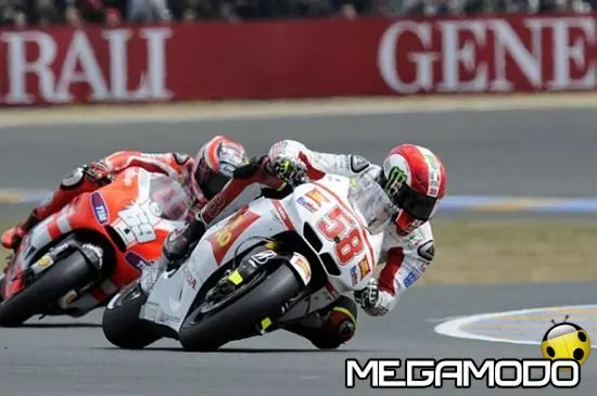 Moto GP Le Mans, Simoncelli stende Pedrosa e paga la sua troppa irruenza 