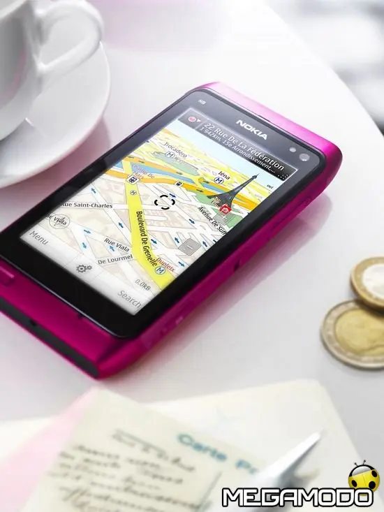 Nokia N8 Pink, il regalo ideale per la festa della mamma