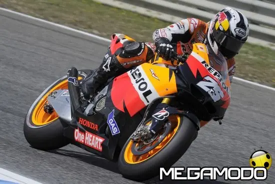 Test positivi per i piloti Repsol Honda ad Estoril  