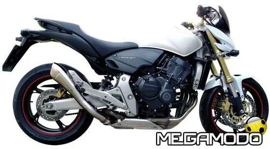 Honda Hornet 600 e HP corse, il “calabrone” vola con HYDROFORM !