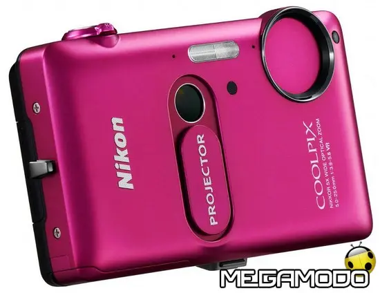 Nikon Coolpix S1200pj, per scattare e condividere