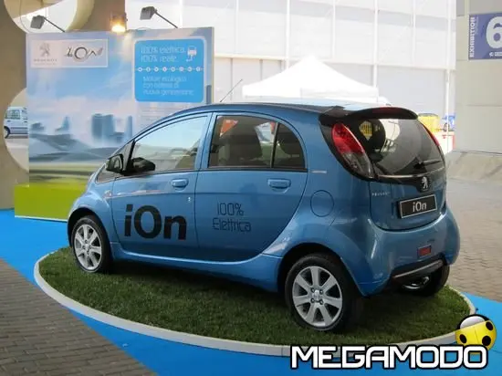 Peugeot iOn, ambasciatrice della mobilità sostenibile