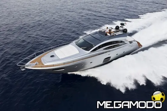 Il nuovo Pershing 74' al Salone di Genova 