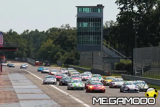 "Targa Tricolore Porsche", vetture spinte dal carburante Magigas Thunder 102 ron