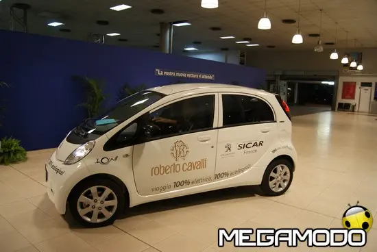 Roberto Cavalli ha scelto Peugeot iOn