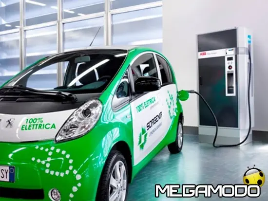 Peugeot inaugura la prima stazione di ricarica rapida a Milano