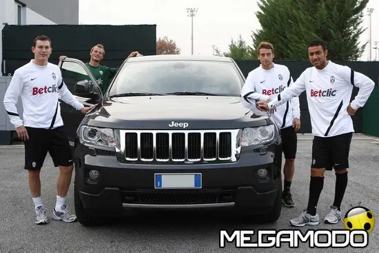 Venticinque Jeep Grand Cherokee per i bianconeri