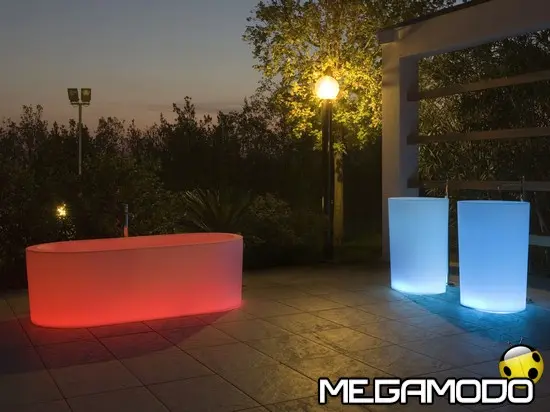 Antonio Lupi presenta le vasche e i lavabi OiO