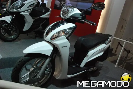 Kymco People One 125i, il nuovo ruota alta