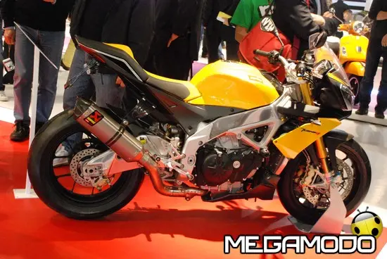Aprilia Tuono V4 R e V4 R APRC ad EICMA