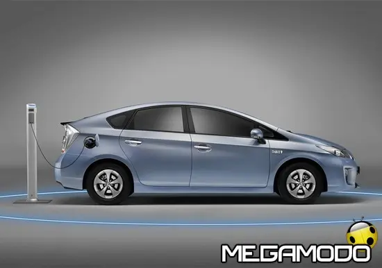 Toyota Prius Plug in, apertura degli ordini in Giappone