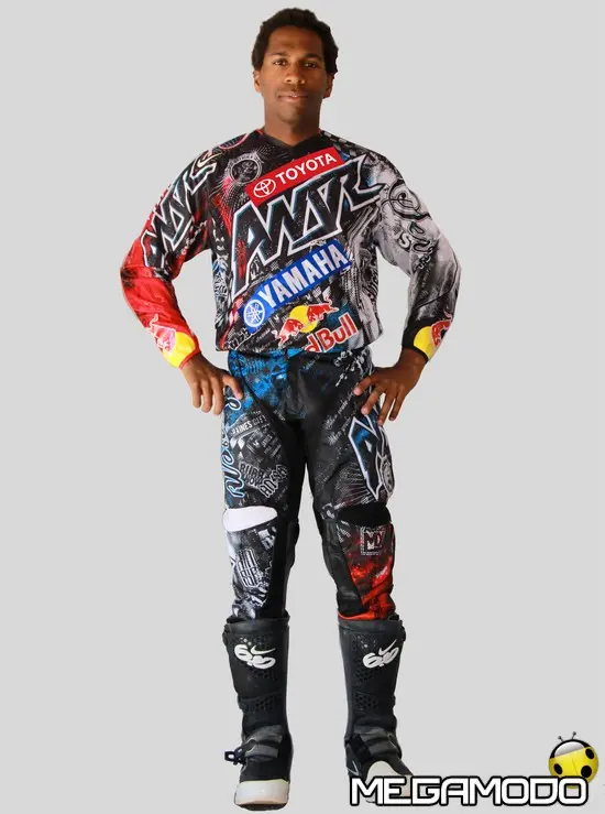 Pirelli e il team JGRMX/Toyota/Yamaha, prosegue la partnership anche nel 2012