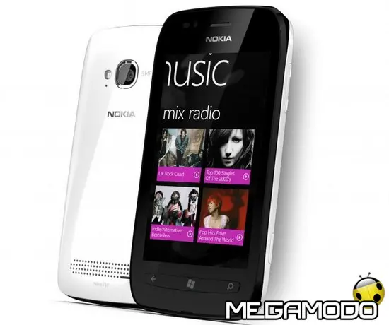 Il nuovo Nokia Lumia 710, divertente, colorato e social