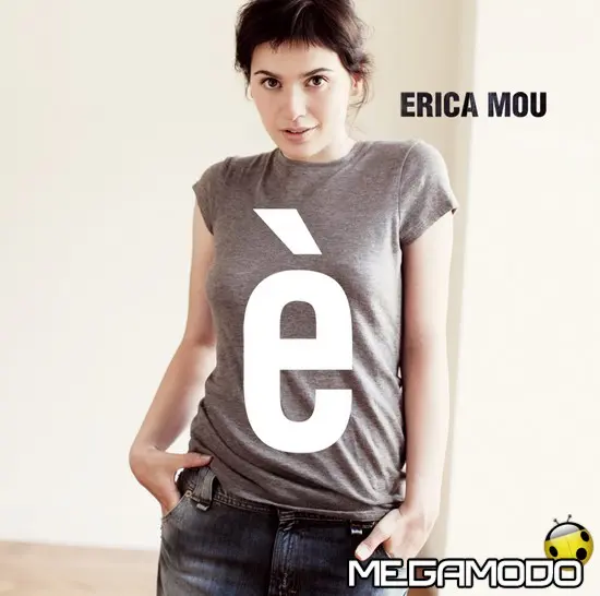 Erica Mou, da domani il repackaging di "E'" con "Nella vasca da bagno del tempo"