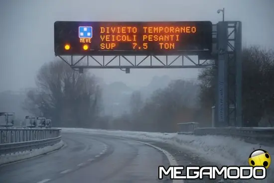 Neve e gelo non lasciano l'Italia, disagi sulle autostrade