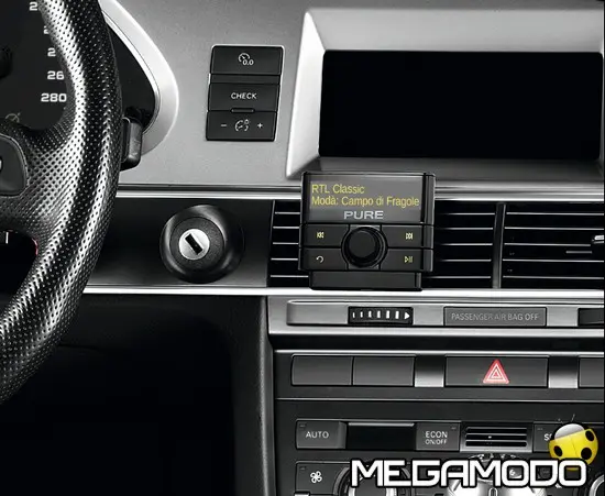 Pure, con Highway 300Di la vecchia autoradio diventa una console digitale