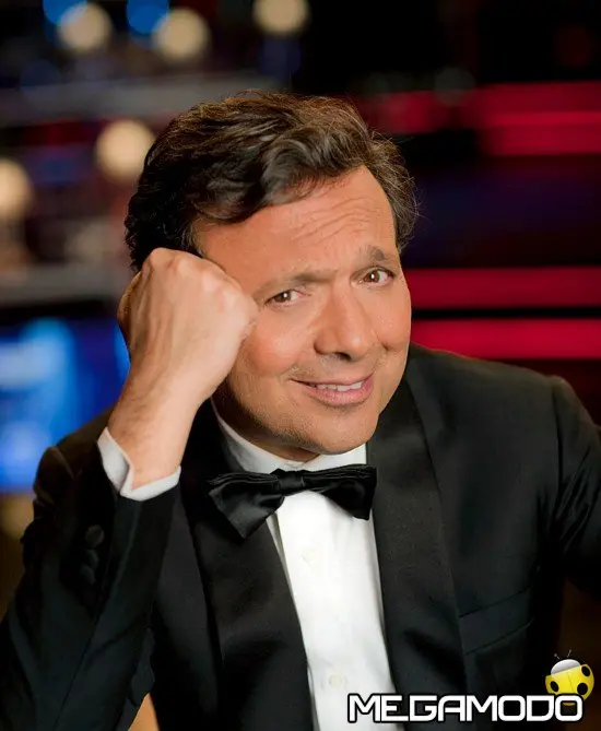 Luigi de Magistris e Marracash tra gli ospiti del "Chiambretti Sunday Show"