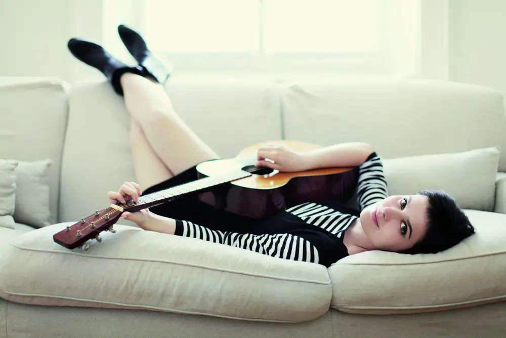 Parte il nuovo tour di Erica Mou