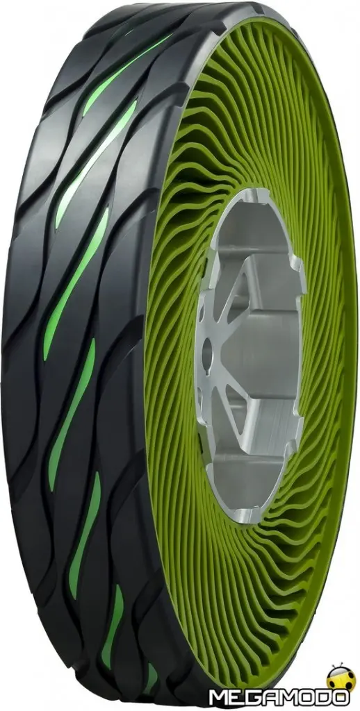 Bridgestone, pneumatici senza aria e personalizzati 