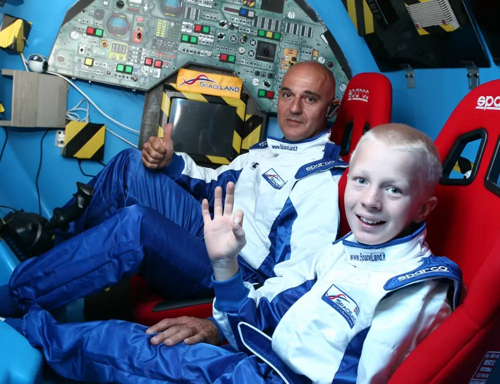 Sparco per SpaceLand, il primo programma non governativo al mondo di ricerca sul volo a gravità zero