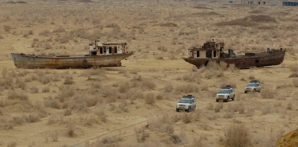 Land Rover Journey of Discovery incontra i pescatori del Lago d’Aral