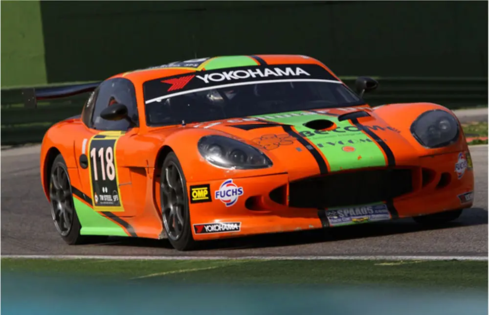 Malavasi, Emiliani e Cressoni sfidano la pioggia con le benzine Magigas alla Ginetta G50 Cup Italia