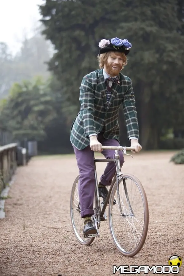BICI Italia Veloce veste Brooksfield alla London Tweed Run 2012