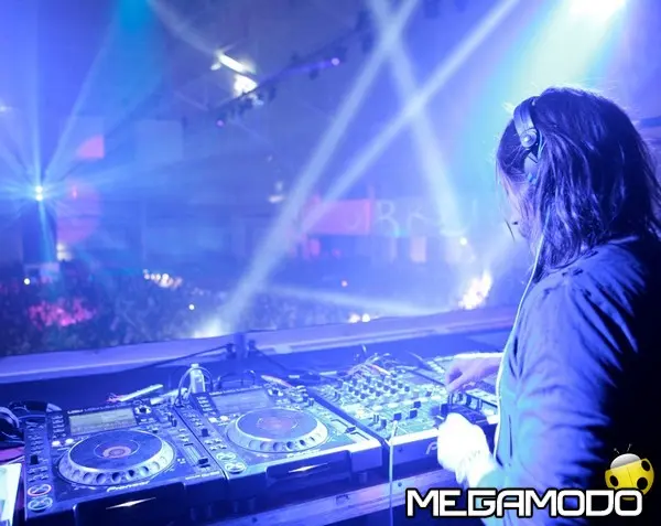 Peugeot 208, la musica di Bob Sinclar e “let your body drive!” - foto 1