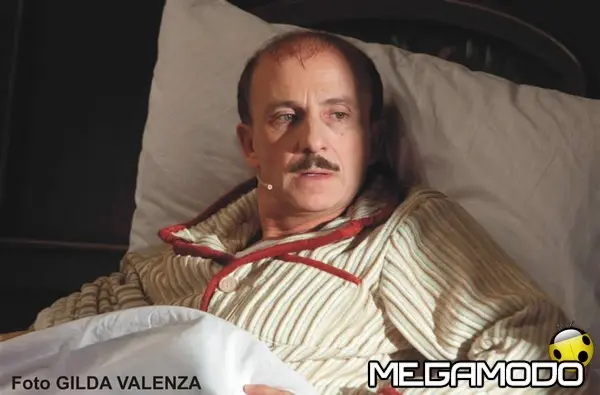 foto carlo buccirosso