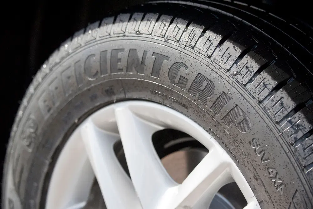 Nuovo pneumatico Goodyear EfficientGrip SUV, meno consumi ed una guida più silenziosa