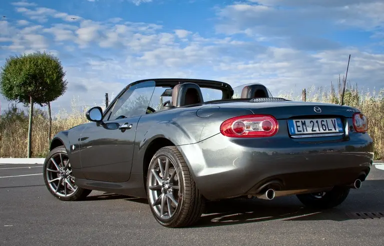 Mazda MX-5 Phoenix Reloaded 2012, una limited edition con tante accattivanti novità 