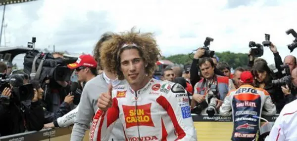 “Correndo nel cielo” di Francesco Bejor, la canzone per ricordare Marco Simoncelli