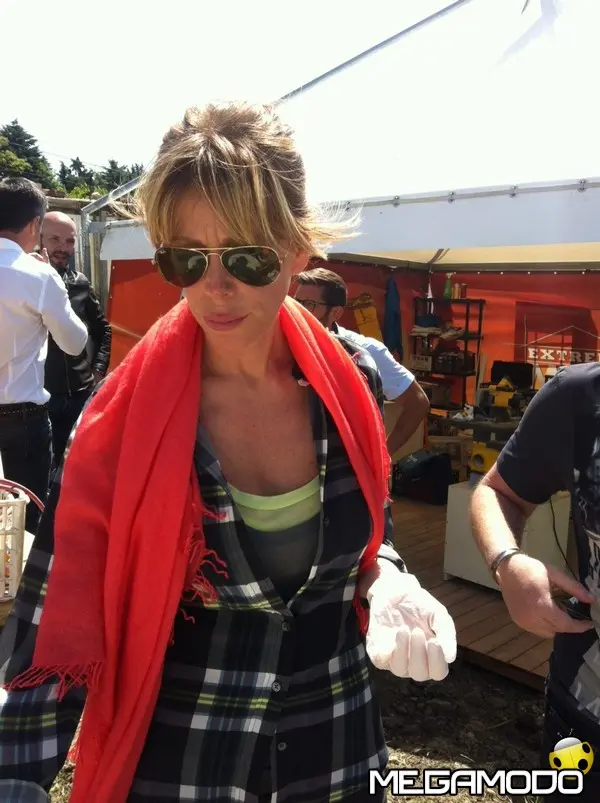 alessia marcuzzi in enza costa ed equipment