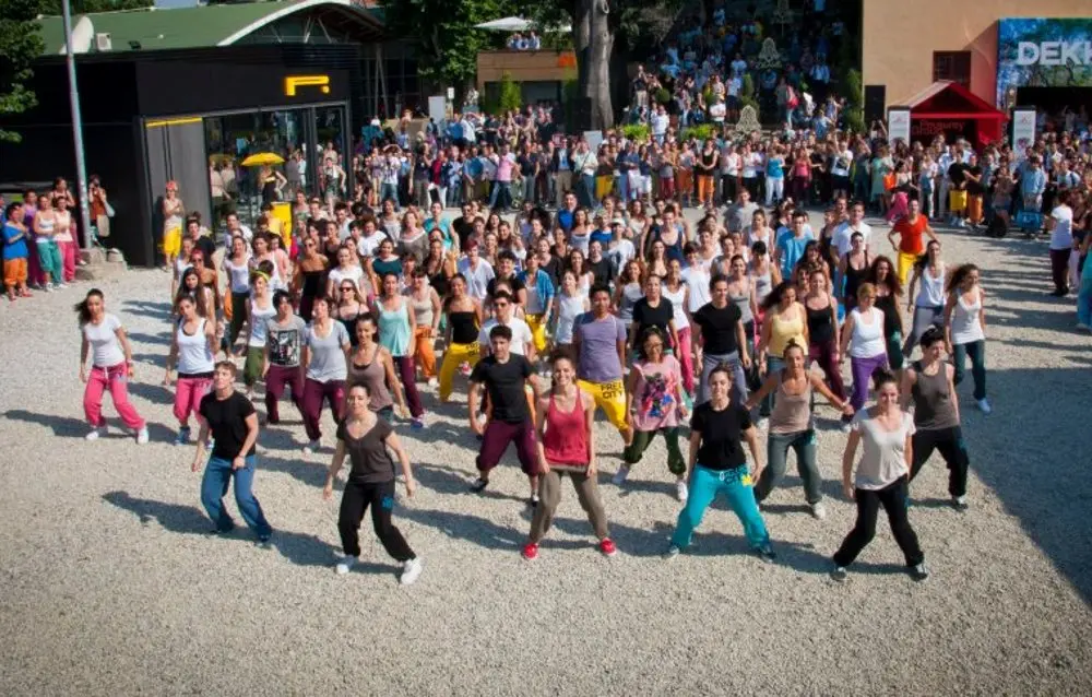 Flash Mob Free City al Pitti Uomo 82