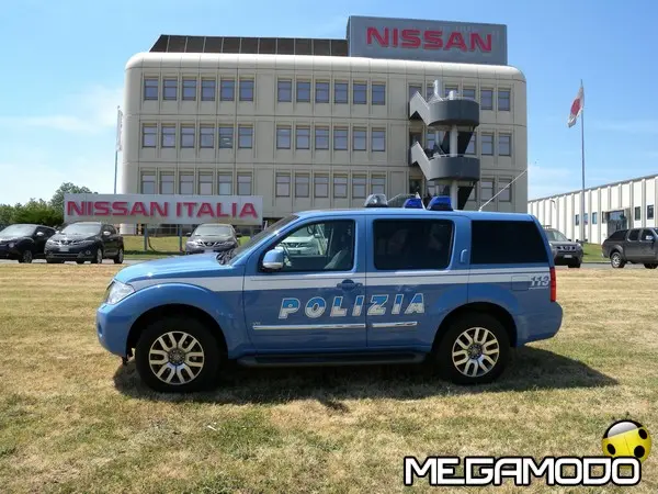 Nissan Pathfinder per la Polizia di Stato - foto 2