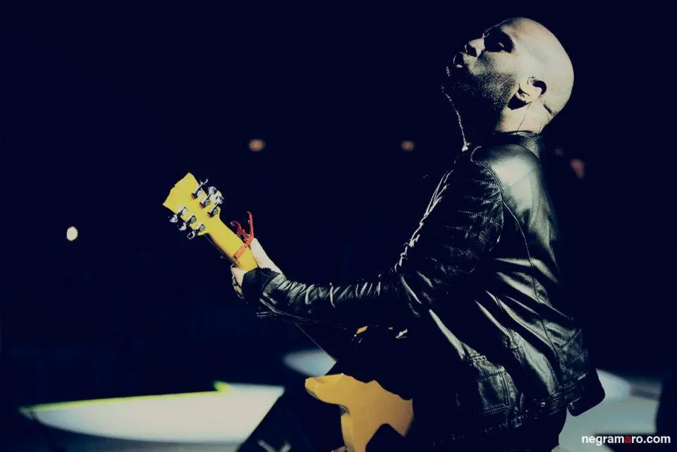 Giuliano Sangiorgi live a Parigi il 23 giugno