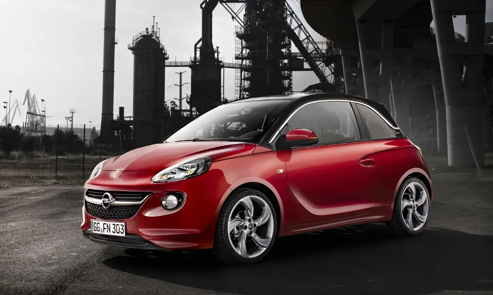 Opel Adam, la citycar piccola ed elegante