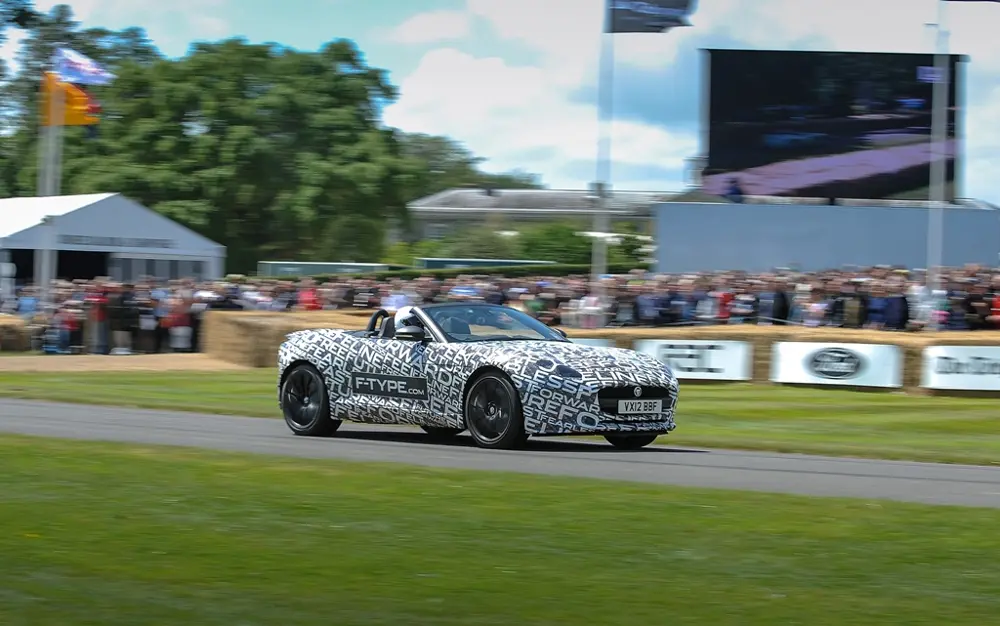Jaguar F-TYPE debutta al Festival of Speed di Goodwood