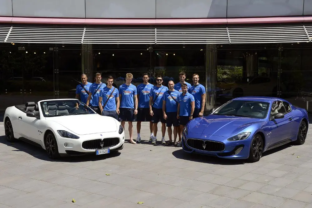 La Nazionale italiana maschile di Pallavolo visita la Maserati