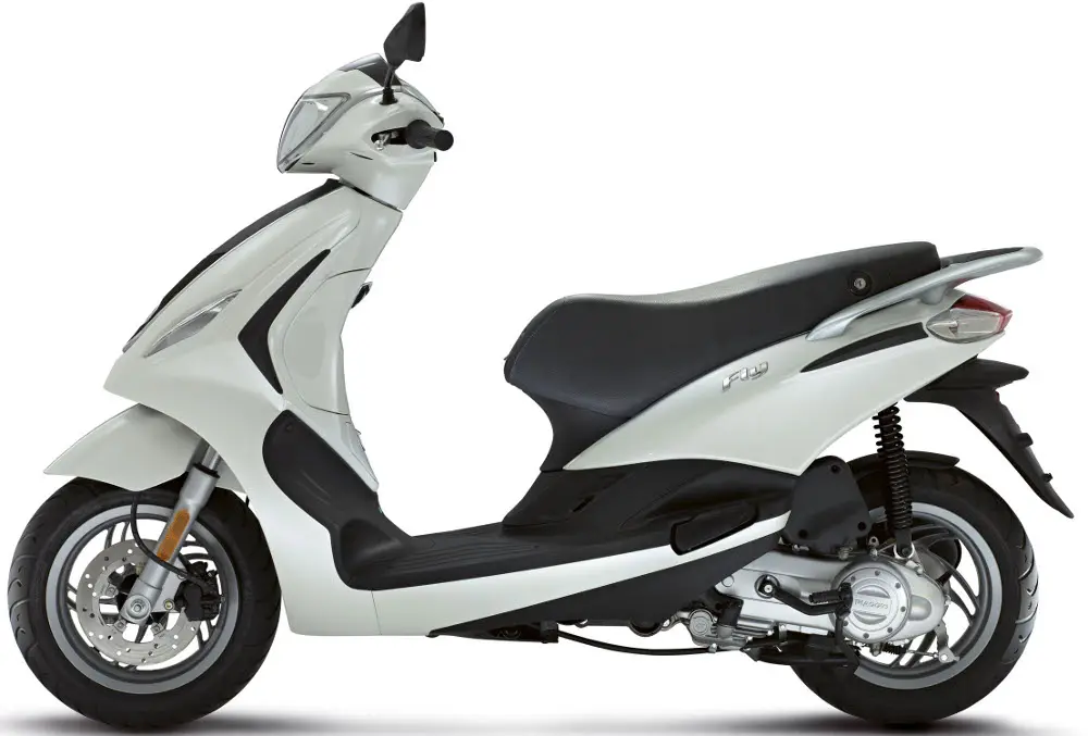 Nuovo Piaggio Fly 50, facile e sicuro