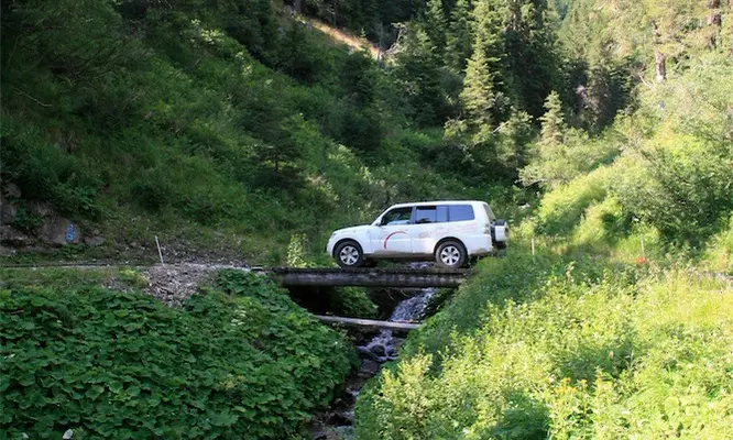 Raduno Pajero World Club Italia, in 4x4 nella natura a San Martino di Castrozza 