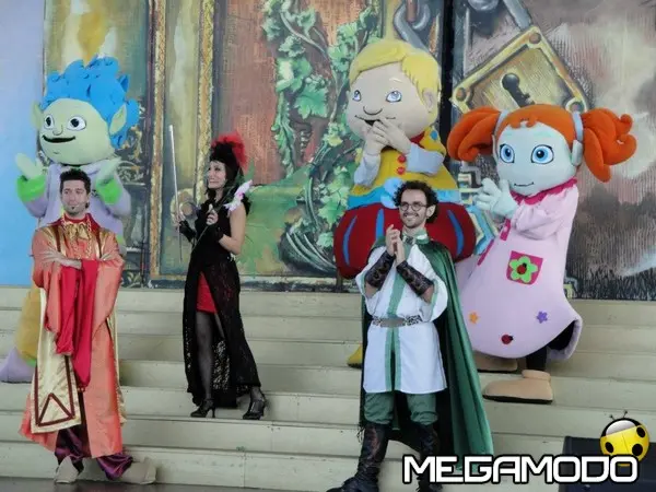 Miragica nel paese della cartaFesta e a BattitiLive